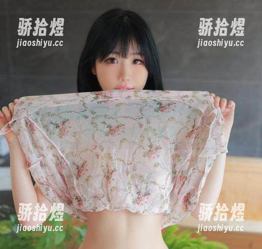 三位少女的私房记忆：Addielyn(에디린)的镜头下的奇妙故事