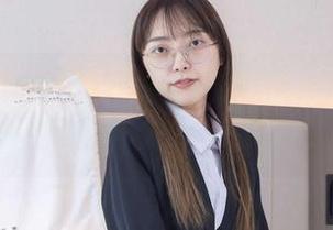 BoBoSocks袜啵啵 – 精选花絮回顾：稚予的裸足穿鞋，为什么总让我想多？