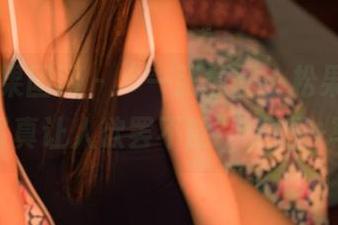 GIRLT果团网 – “一张原图，松果儿的修女写真让人欲罢不能”-原图+写真