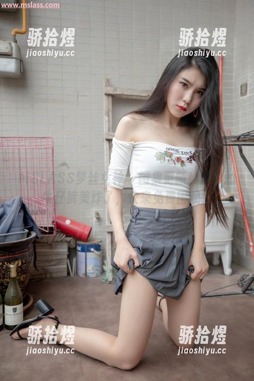 MSLASS梦丝女神-郭襄 MSLASS梦丝女神 - 图集更新!郭襄的牛仔裤美炸了,快来免费围观!
