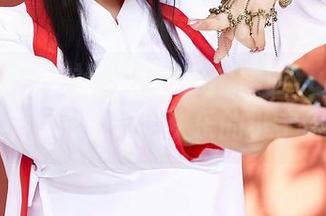 MiiTao蜜桃社 – 下载这个露西Lucy内衣合集，准备开启快乐的小宇宙！