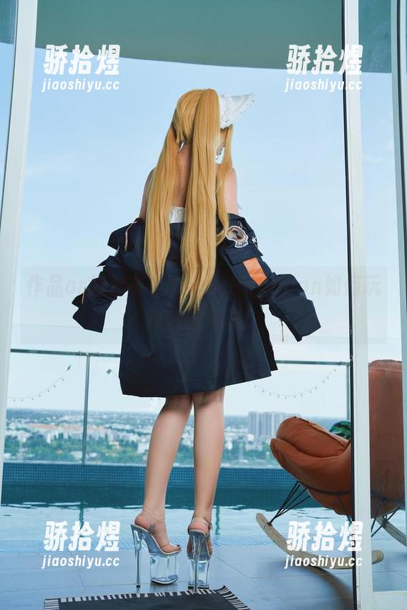 作品or教科书？看PuyPuyChan如何玩转校服写真！