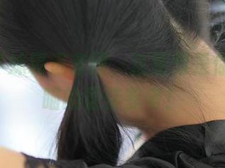 ROSI学妹精选套图，这绝对是你上课偷瞄的最佳参考！
