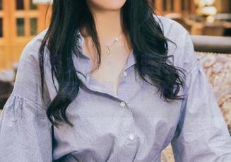 TouTiao头条女神 – 张蓝欣的瑜伽姿态：那些图片，简直是藏不住的风情合集