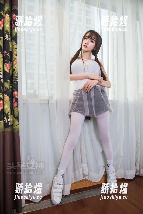 TouTiao头条女神 - 查莉娅的更新不只是温柔，更像是一剂心灵鸡汤，带着点小幽默。