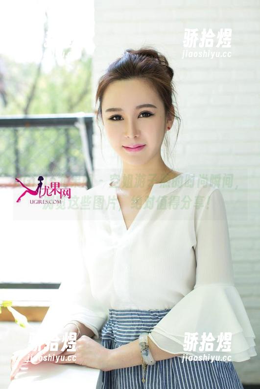 UGirls尤果网 - 空姐游子熙的时尚瞬间，浏览这些图片，绝对值得分享！