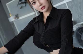 XINGYAN星颜社 – 无圣光写真看心妍小公主：灰丝真是个神奇的东西，居然能让我一秒钟搞定早上懒觉！