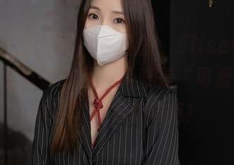 Xiuren秀人网 – 说真的，Elise谭晓彤的这组兔女郎作品，简直是“可爱与诱惑并存”的完美典范！