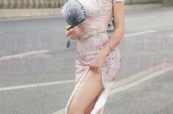 Xiuren秀人网 – 资源满满！白洁Bessie在海边的写真，把海浪当背景轻松搞定！