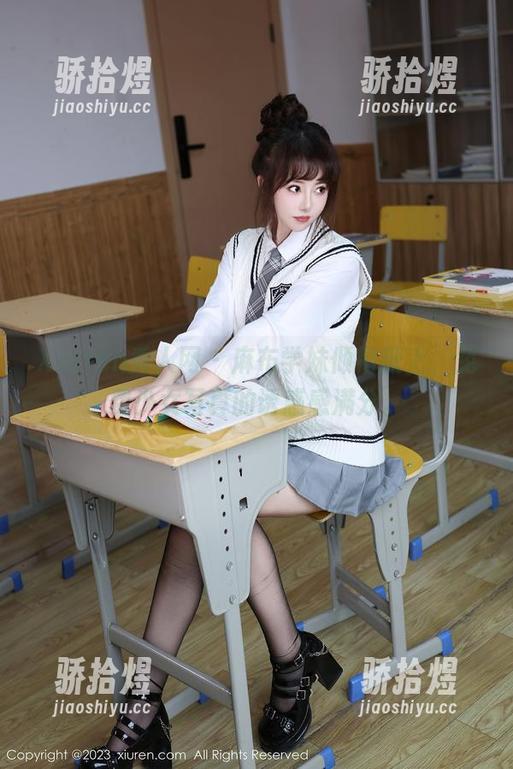 Xiuren秀人网 - 麻布学妹倾情献上，免费少女写真的诱惑感满分。