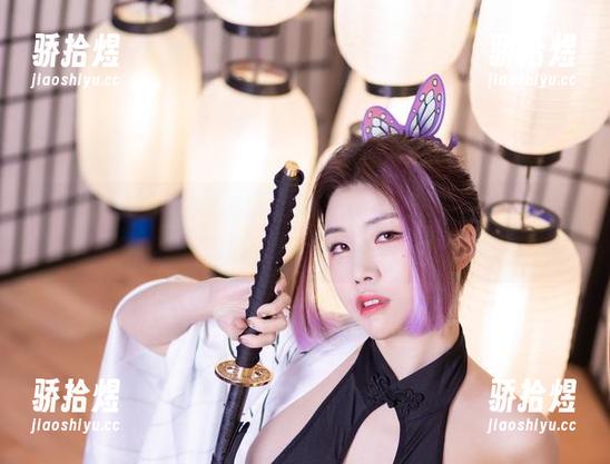 走进Yebin(전예빈)的洛杉矶——精选图包，满满都是街头的酷炫和阳光的调皮，简直忍不住想去海滩。