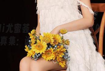 YouMi尤蜜荟 – YOYO优优分享的黑白写真集：谁说单色不能有故事？
