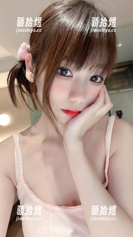 等风来，usejan蓝蓝的私拍套图就像夏日的冰淇淋
