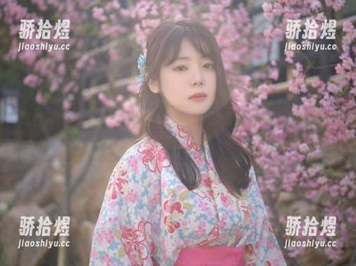 跟着wuyo(우요)进教室：私拍里的调皮瞬间，套图超乎你的小期待！