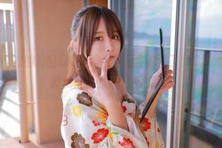 いくみ(育美)的校园写真，给我的日常增添了几分艺术气息，原图和壁纸都值得收藏啊！