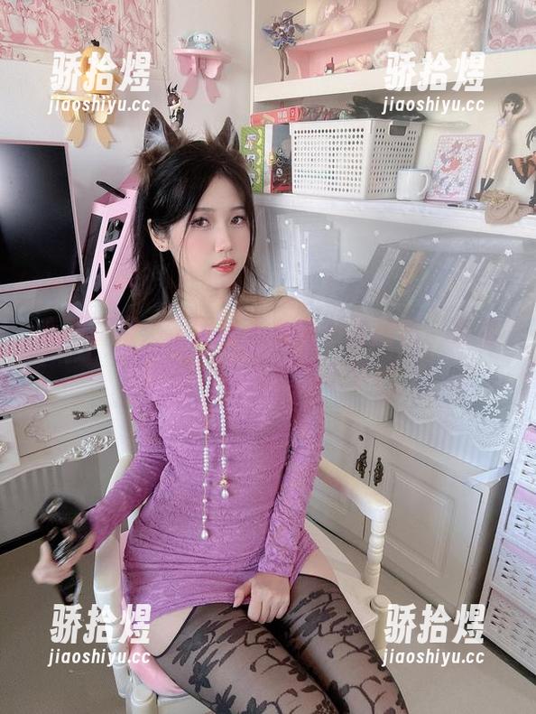 心动警报：不呆猫天台小m猫图包，光看着就够让人想入非非！
