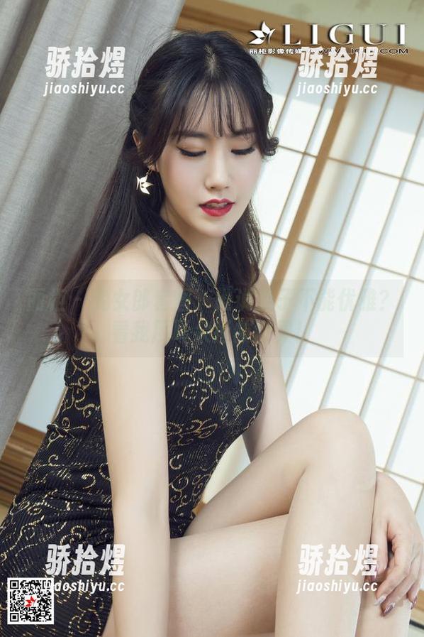 丽柜 - 兔女郎套图：谁说兔子不能优雅？看我用耳朵拯救世界！