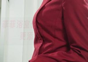 丽柜 – 菲菲浴室：私拍原图，洗去尘埃，更添几分魅惑！