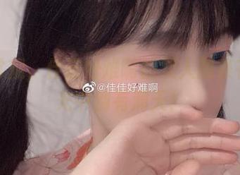 打破常规，佳佳好难啊的双人图集在无圣光中别有洞天！
