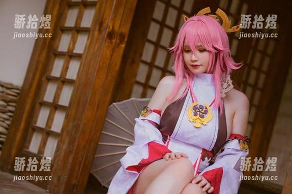 私房写真新风潮：前羽rr花园里的兔女郎梦
