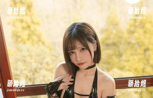棉袜也能这么撩！千夜未来的高清美图，简直不能再赞！