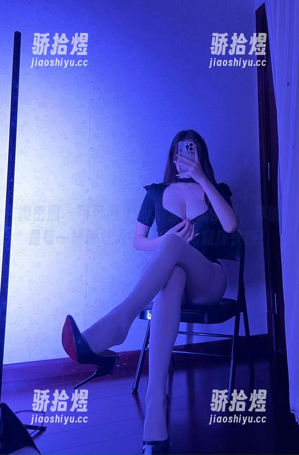 可可西yyy 微密圈 - 可可西yyy浴室作品全集,真的是每一帧都让人有种隐秘的窥探快感!