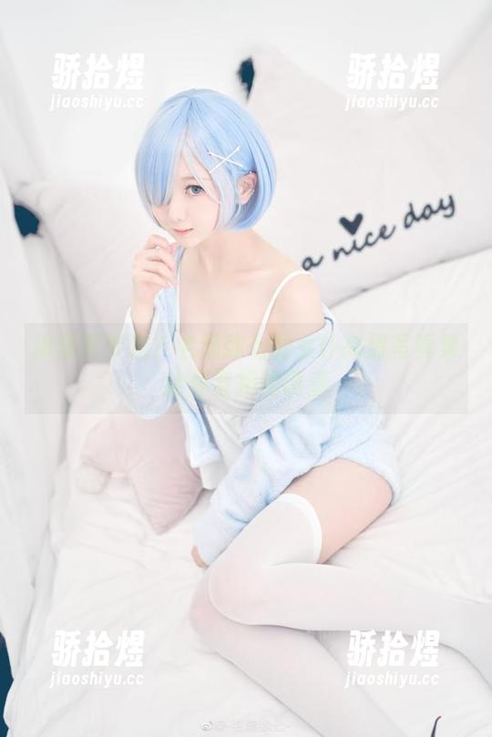 谁需要梦境？名濑弥七的女仆高清写真集给你直接的诱惑