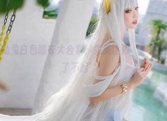 周叽是可爱兔兔白色睡衣大合集，完美诠释‘懒得出门也要美得了不起’！