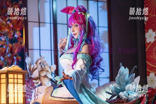 咔喵KANEKO女仆：无圣光嘛？图集中有包袱，更有幽默！