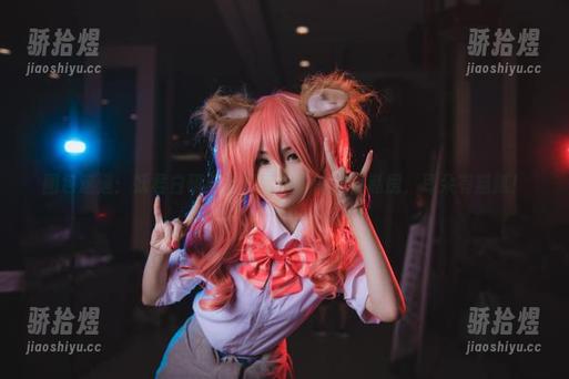 图包速递：妖君白研与兽耳阿米娅的深夜私房，耳朵有猫腻！