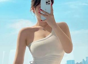微密圈 – 强烈推荐安妮yoo的水手服全套，有点小心动内容哦