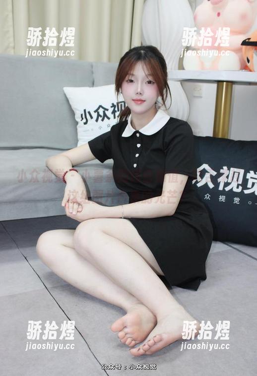 小众视觉 - 小薯条的纯白颜值，能否撑起这组图片合集的光芒？