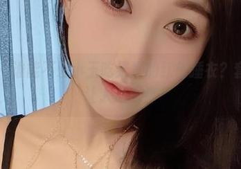 微密圈 – 谁能不爱小玉吃果冻的红色睡衣？套图分享让人心痒痒