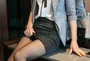 尤果网 – 禅叽zankii的女神写真：图库里的冷艳和温柔，真的是万种风情啊！