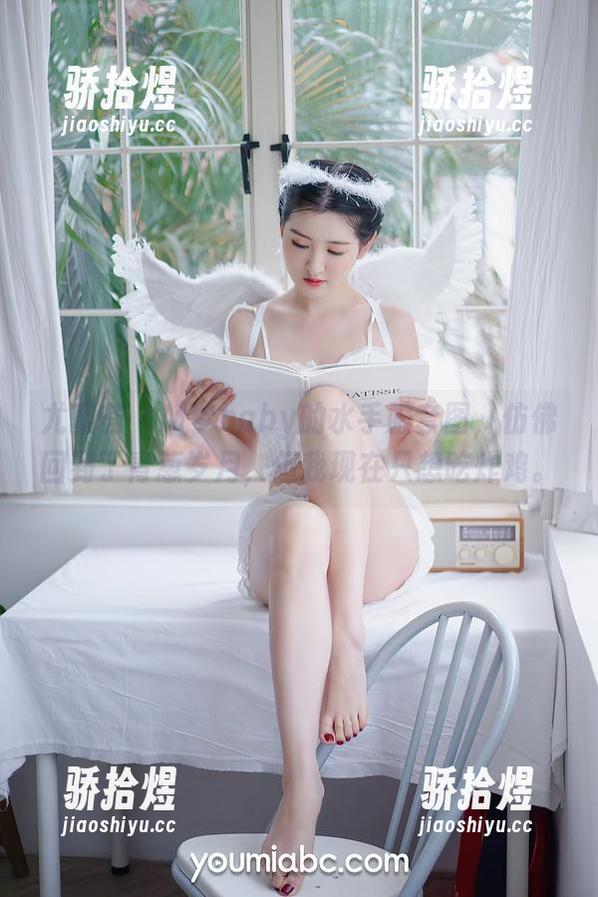 尤蜜荟-M梦baby 尤蜜荟 - M梦baby的水手服套图,仿佛回到了青葱岁月,但我现在只想吃炸鸡。