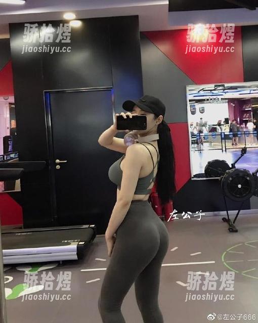 左公子666 微密圈 - 左公子666的夏日资源:“我不要醉,只想靠在你肩上!”
