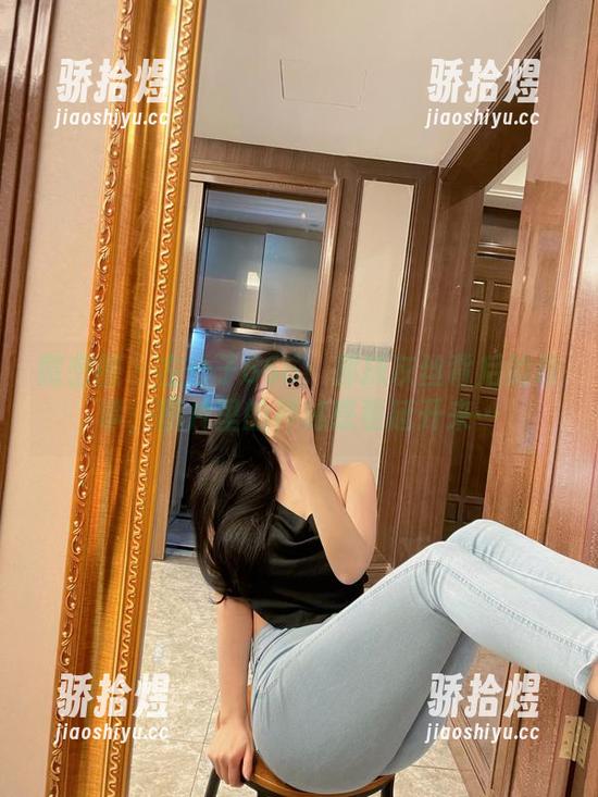 微密圈 - 左公子666：那抹灰丝背后的故事，图片里的神秘感蔓延开来…