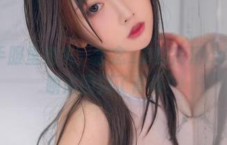 在水手服里迷失，念念_D的高清cos让我瞬间回到了青春！