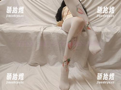 高清画质，想要个公主抱与校服的完美邂逅！