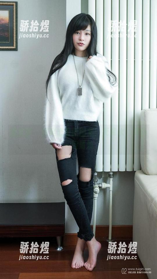 推女郎-何奕恋 推女郎 - 何奕恋最新图集:死库水,真有一股清流