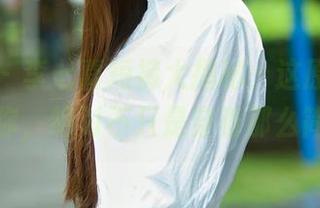推女郎 – 李七喜短裤大揭秘：这原图，我告诉你，绝对不只是穿着那么简单！