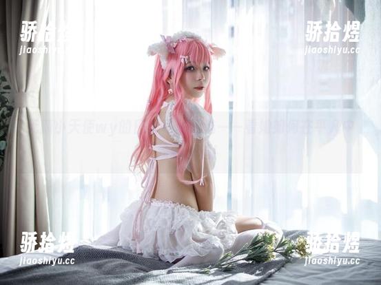 无颜小天使wy的日常写真精选——看她如何在平凡中找到乐趣！