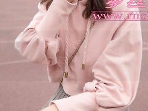 梦丝女神 – 瑜伽里的花月舞：私拍中那些轻盈的影子