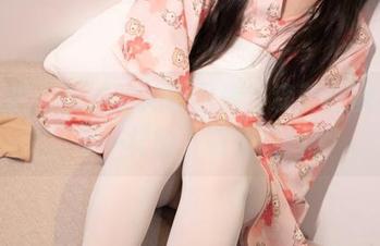 白丝护士妹妹的神秘图库，森萝财团给你不一样的下载体验！