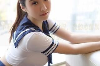 模范学院 – 下载佟蔓baby和服图片时，我的心情就像和服的纹理一样复杂…