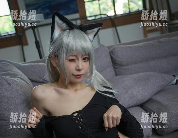 樱岛嗷一泳池大曝光，cos资源竟然是水的另一种玩法？