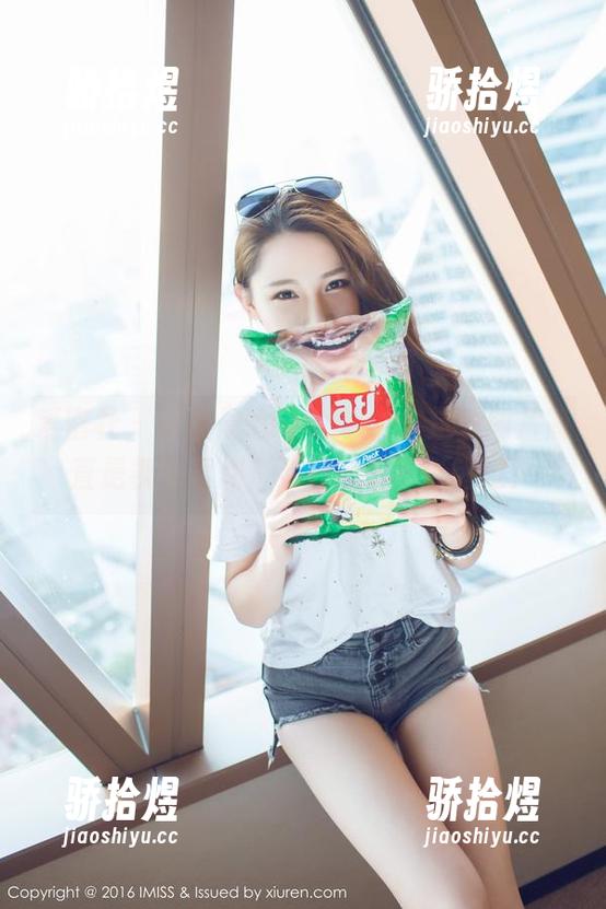 爱蜜社-杨晨晨sugar 爱蜜社 - 杨晨晨sugar修女:这些图片简直是视觉轰炸,下载一份不可错过!
