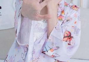 物恋传媒 – 美图出炉，小竹的内衣为啥总让我脸红？