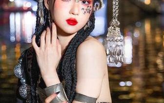 喔，瓦斯塔亚小龙虾的和服cos，真是让人捧心又捧腹的奇妙画面！