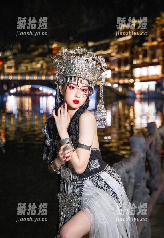 喔，瓦斯塔亚小龙虾的和服cos，真是让人捧心又捧腹的奇妙画面！